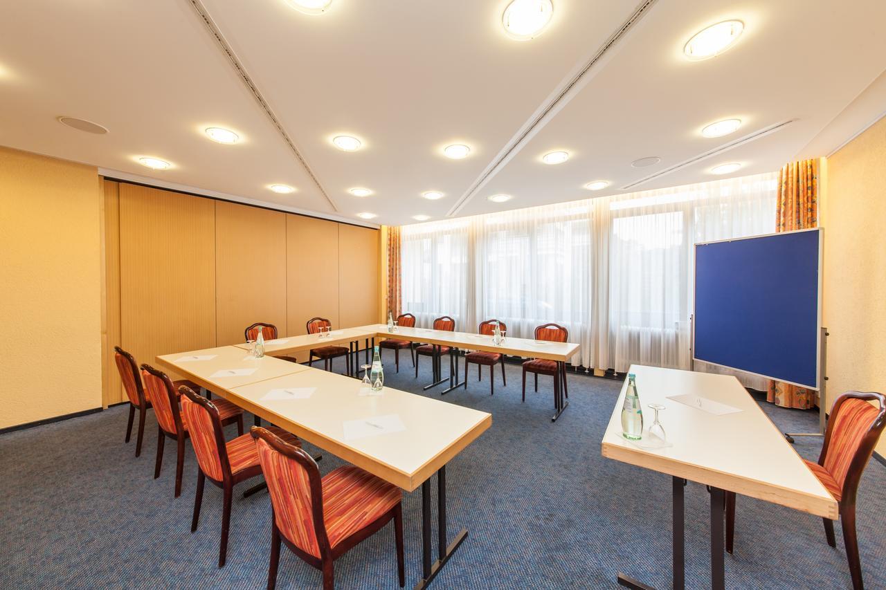 Hotel Strohgaeu Korntal-Münchingen Екстериор снимка