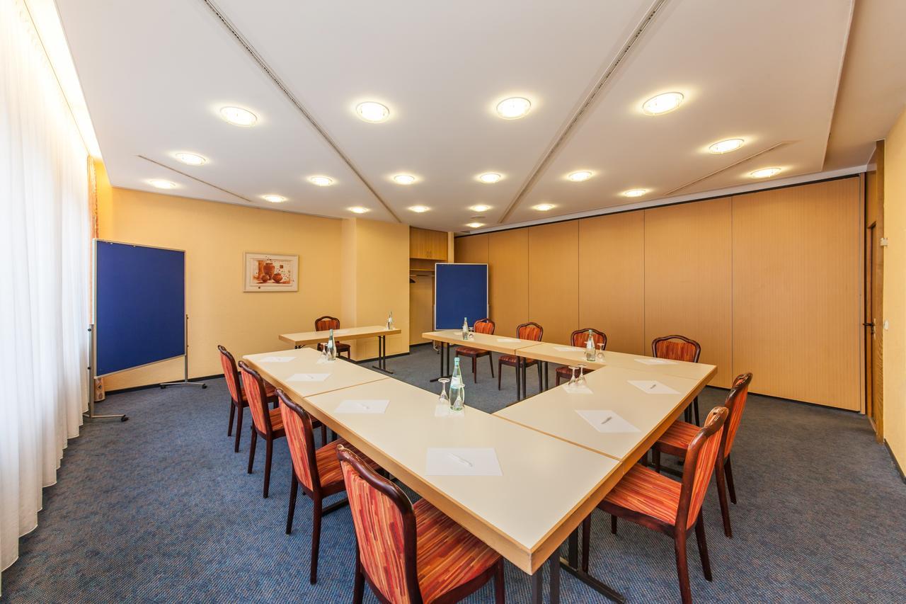Hotel Strohgaeu Korntal-Münchingen Екстериор снимка