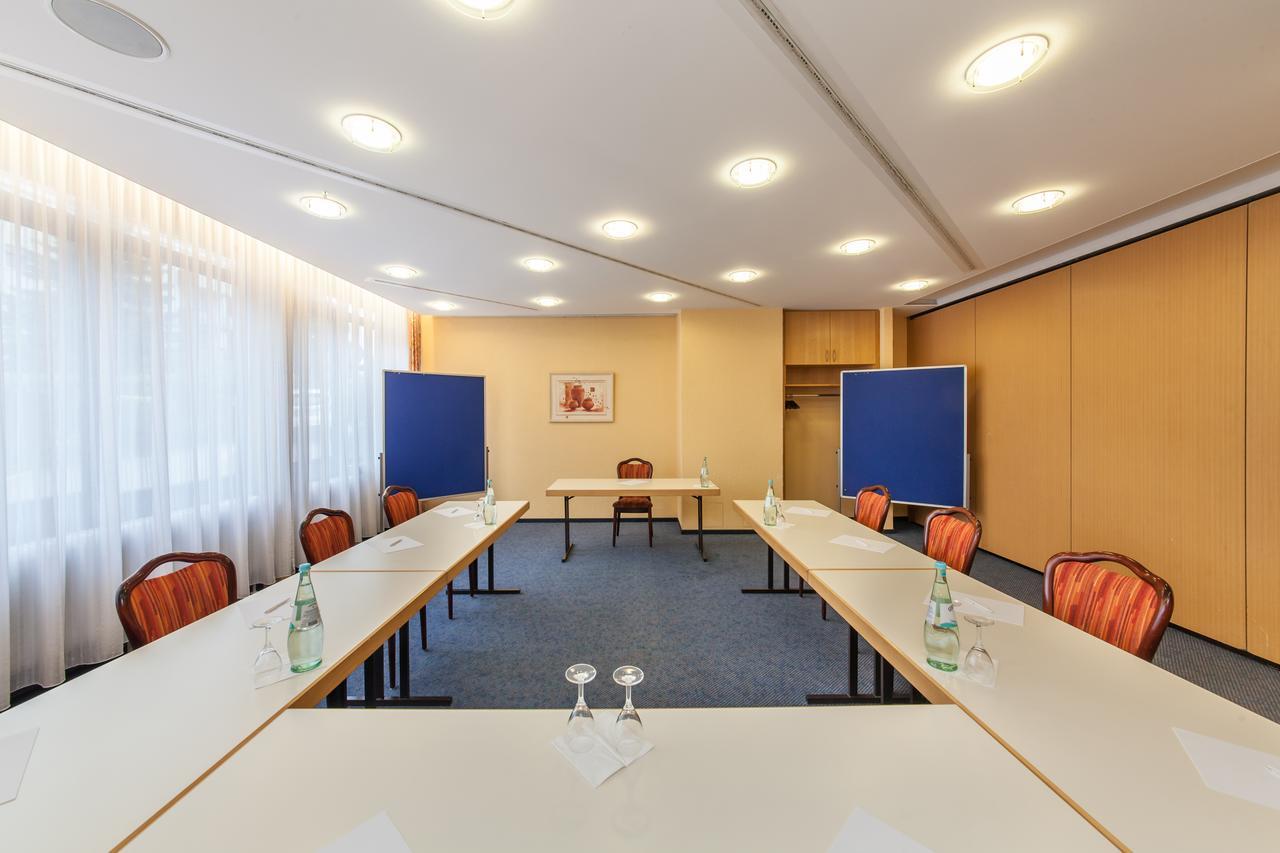 Hotel Strohgaeu Korntal-Münchingen Екстериор снимка