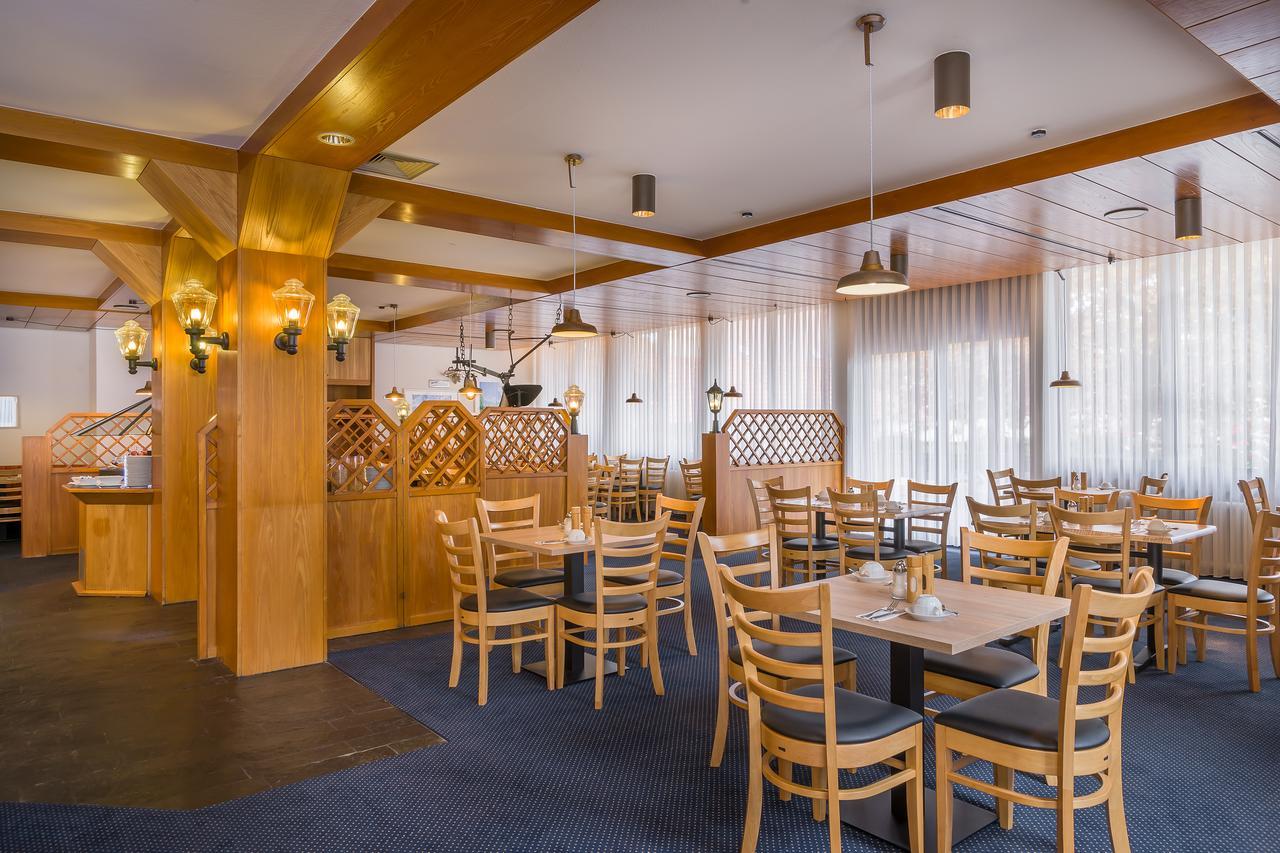 Hotel Strohgaeu Korntal-Münchingen Екстериор снимка