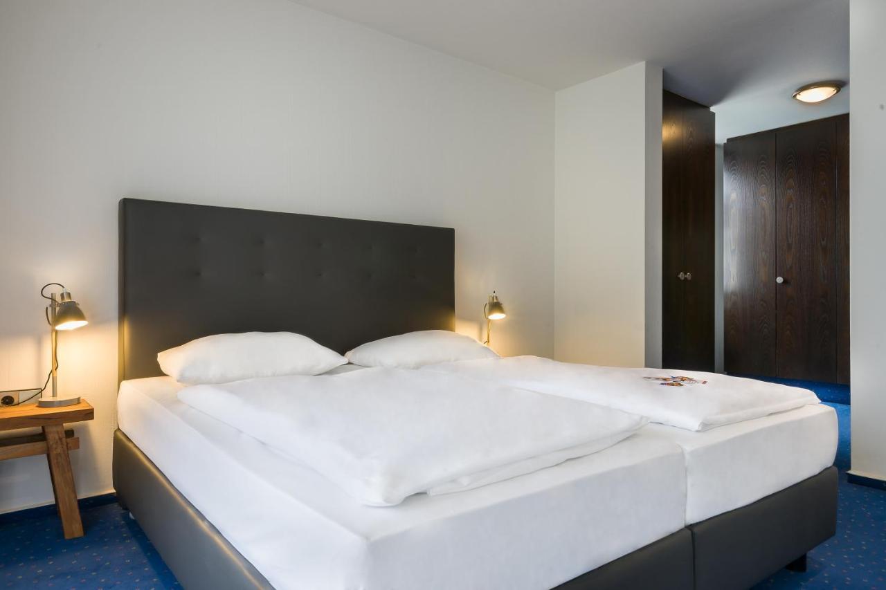 Hotel Strohgaeu Korntal-Münchingen Екстериор снимка