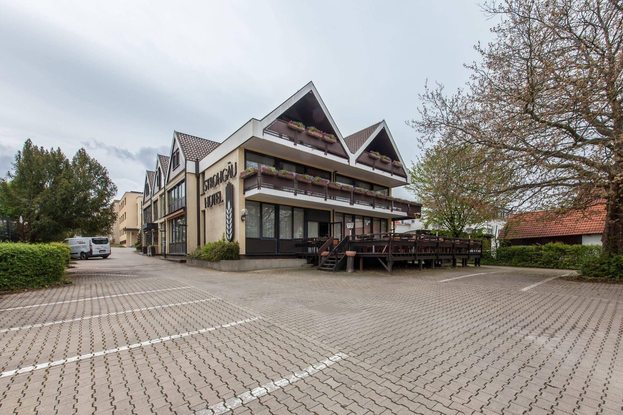 Hotel Strohgaeu Korntal-Münchingen Екстериор снимка