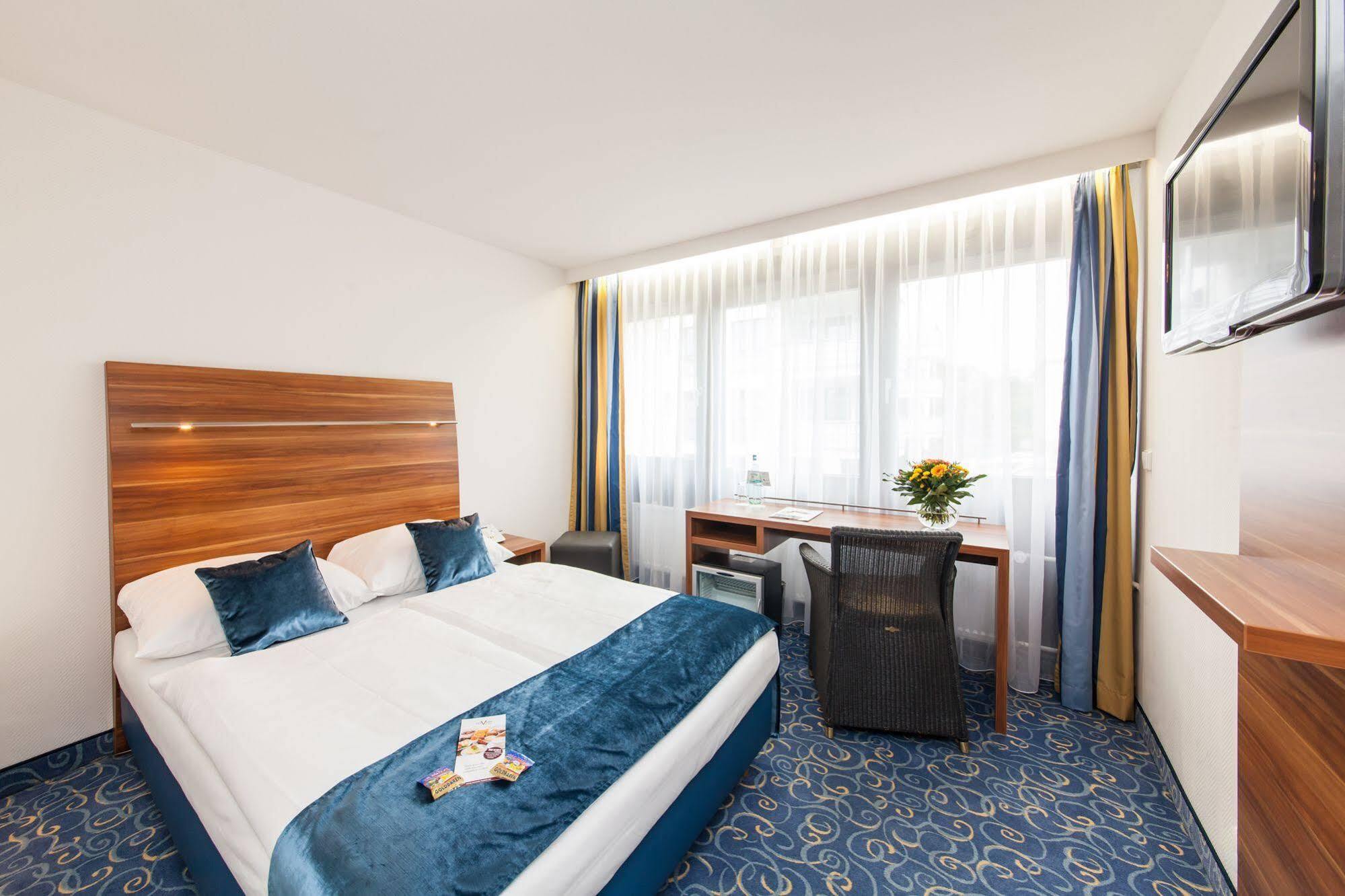 Hotel Strohgaeu Korntal-Münchingen Екстериор снимка