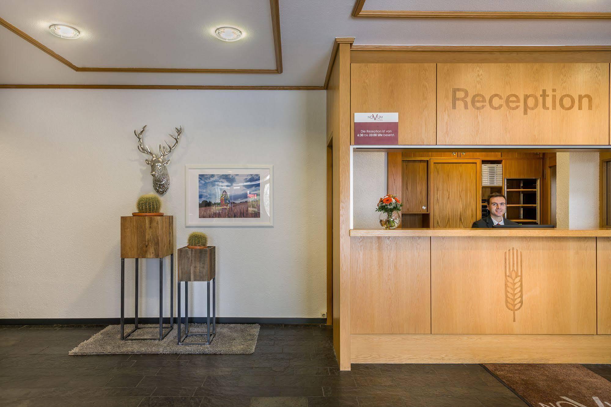 Hotel Strohgaeu Korntal-Münchingen Екстериор снимка